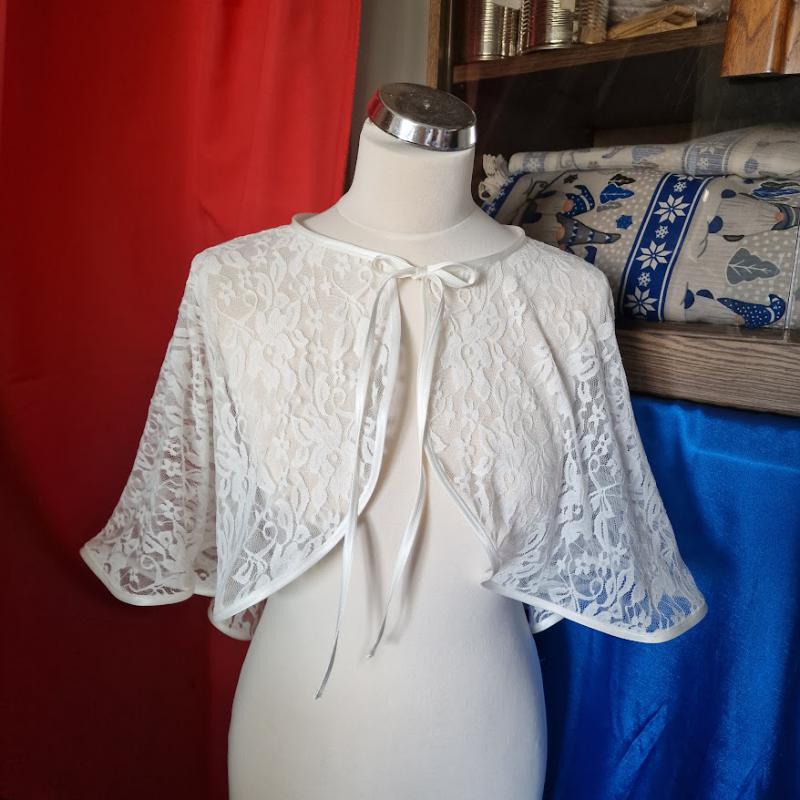 ESKÜVŐ BOL21B1 - Elegáns ekrü színű csipke boleró, pelerin