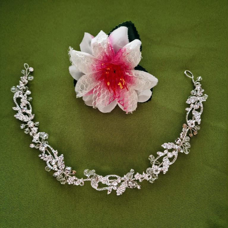 ESKÜVŐ HAD143 – Menyasszonyi gyöngyös strasszos hajdísz 2,5x33cm