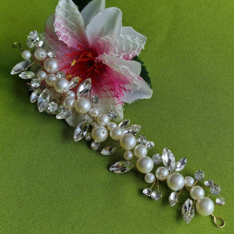 ESKÜVŐ HAD250 – Menyasszonyi gyöngyös strasszos hajdísz