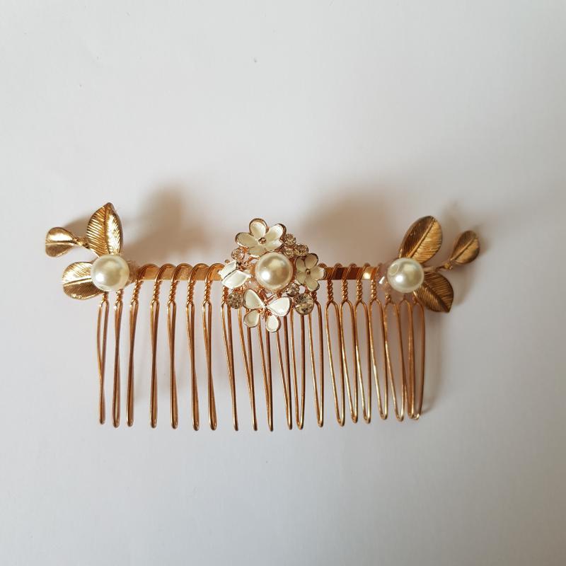 ESKÜVŐ HAD92 - Óarany színű pillangós katicás strasszos hajfésű, hajdísz