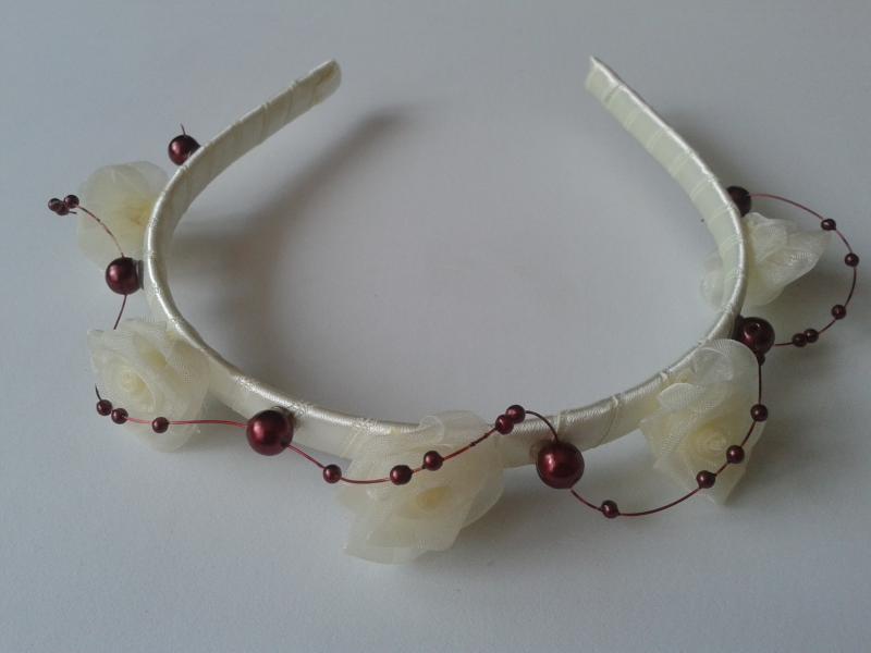 ESKÜVŐ HPT27 - Organza virágos halványsárga hajpánt, hajráf