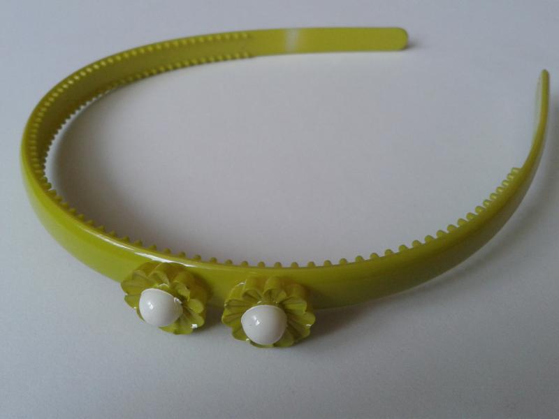 ESKÜVŐ HPT36 - Margaréta virágos zöld műanyag hajpánt, hajráf