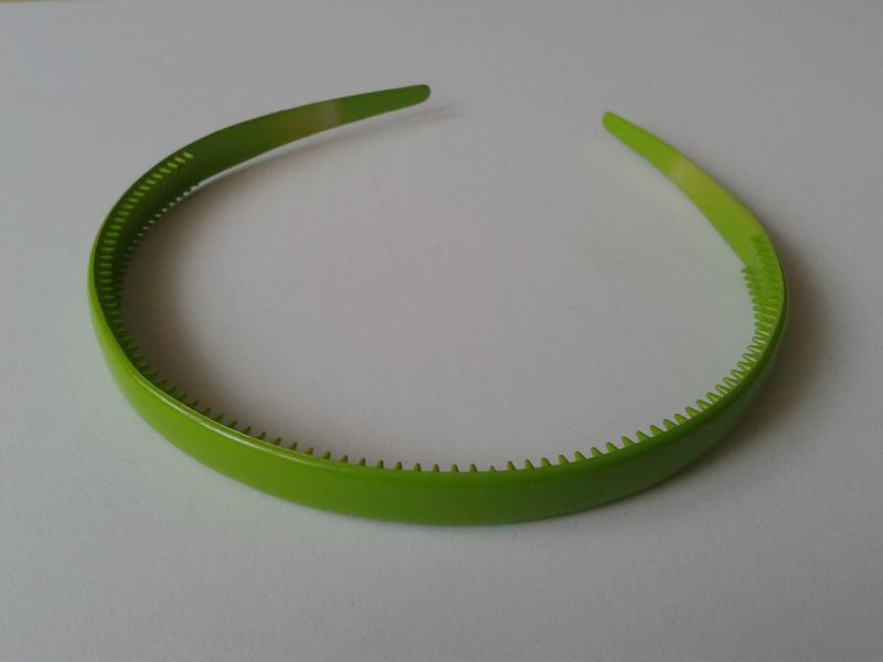 ESKÜVŐ HPT45 - 10mm-es zöld műanyag hajpánt, hajráf