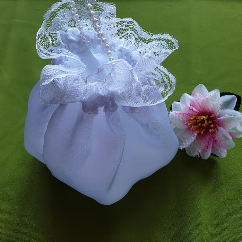 ESKÜVŐ MSZ04 - Menyasszonyi szütyő, tatyó csipkés szélű fehér szatén