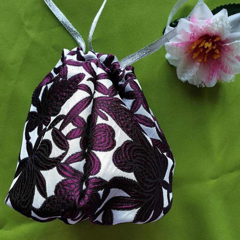 ESKÜVŐ MSZ05 - Menyasszonyi szütyő, tatyó ezüst / bordó virágmintás