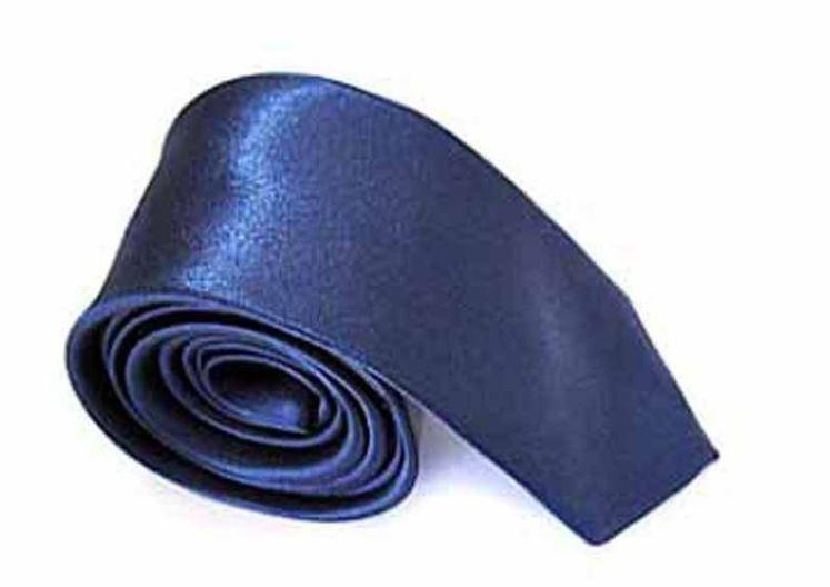 ESKÜVŐ NYK14 - Vékonyított típusú sötétkék színű szatén nyakkendő