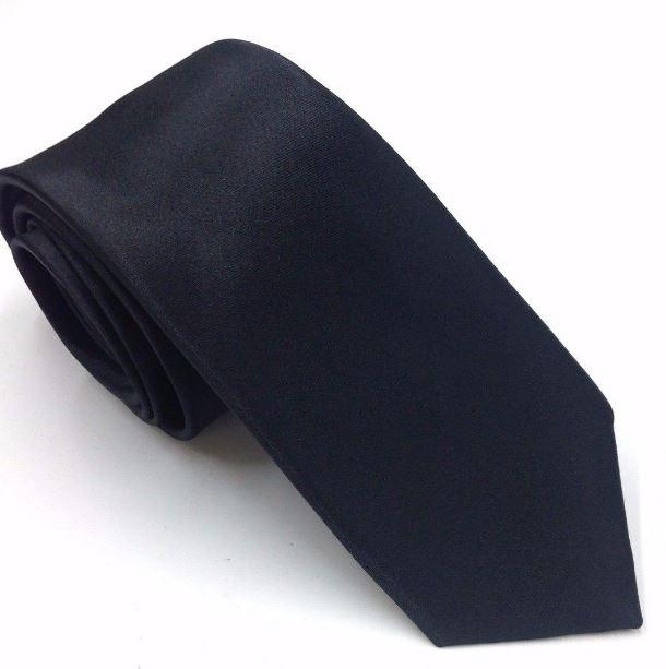 ESKÜVŐ NYK21 - Vékonyított típusú fekete színű szatén nyakkendő