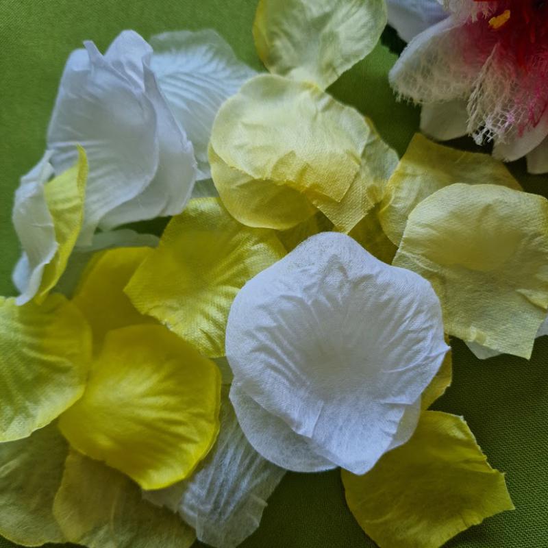 ESKÜVŐ, PARTI DEK80A -100db-os textil virágszirom – sárga árnyalatok