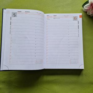 A5-ös méretű, 2026-ös határidőnapló téphető sarokkal, naptár, tervező