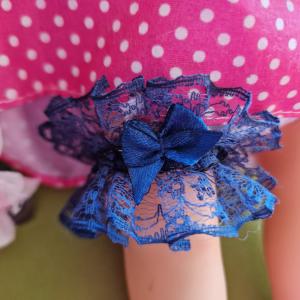 BBR29 - 45mm-es navy kék színű masnis Harisnyakötő babáknak