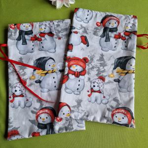 DCS89 - Hóember, kutya mókus mintás mikulás zsák, textil ajándéktasak
