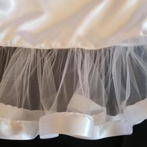 ESKÜVŐ ASZ10 - Hófehér szatén alsószoknya tüll fodorral