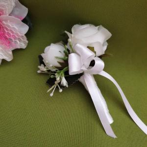 ESKÜVŐ BOK14 - Vőlegényi bokréta kitűző fehér rózsák