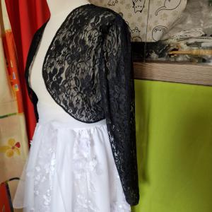 ESKÜVŐ BOL63 - Fekete menyasszonyi hosszú ujjú csipke boleró