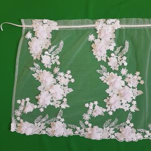 ESKÜVŐ BOL64 - Fehér 3D virágos menyasszonyi csipke pelerin, boleró