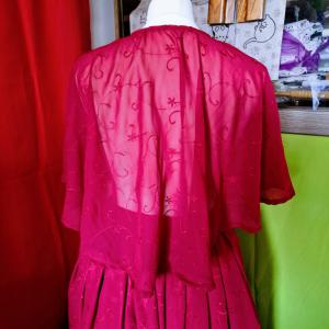 ESKÜVŐ BOL68 - Elegáns hímzett bordó muszlin boleró, pelerin