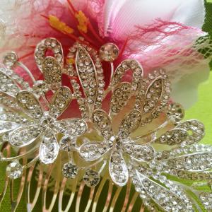 ESKÜVŐ HAD133 - Menyasszonyi strasszköves virágos leveles hajfésű, hajdísz