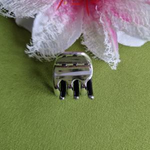 ESKÜVŐ HAD219 - Ezüst színű harapós hajcsat