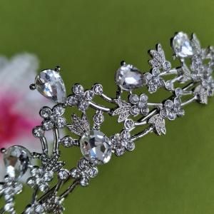 ESKÜVŐ HAD229 - Menyasszonyi kristályköves Tiara, hajpánt, hajdísz 30mm