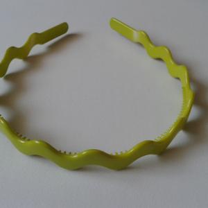 ESKÜVŐ HPT47 - 12mm-es zöld hullámos műanyag hajpánt, hajráf