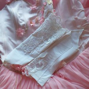 ESKÜVŐ - Koszorúslány és bálozó alkalmi ruha