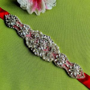 ESKÜVŐ MÖV23 – Strasszos menyasszonyi öv 25x5cm-es választható szatén szalagon