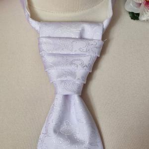 ESKÜVŐ NYD03 - Hófehér színű levél mintás selyem szatén nyakkendő