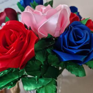 ESKÜVŐ RZS06 - Kézzel készített királykék szatén rózsaszál