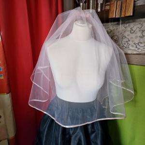 FTY126 - 2 rétegű, szatén szélű világos púder színű menyasszonyi fátyol 60/80x150cm