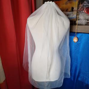 FTY152 - 1 rétegű, szegetlen, csipke virágos Ekrü menyasszonyi fátyol 80x150cm