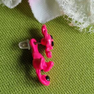 FÜL148 - Cicás Beszúrós fülbevaló - pink