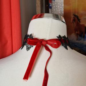 NYM78B - Fekete csipke szalagból készült nyakék, nyaklánc gót stílusban - piros