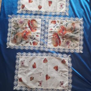 OTT74 - VINTAGE stílusú Csipkés asztali futó + 2db tányéralátét - pipacs, pillangó, rózsa