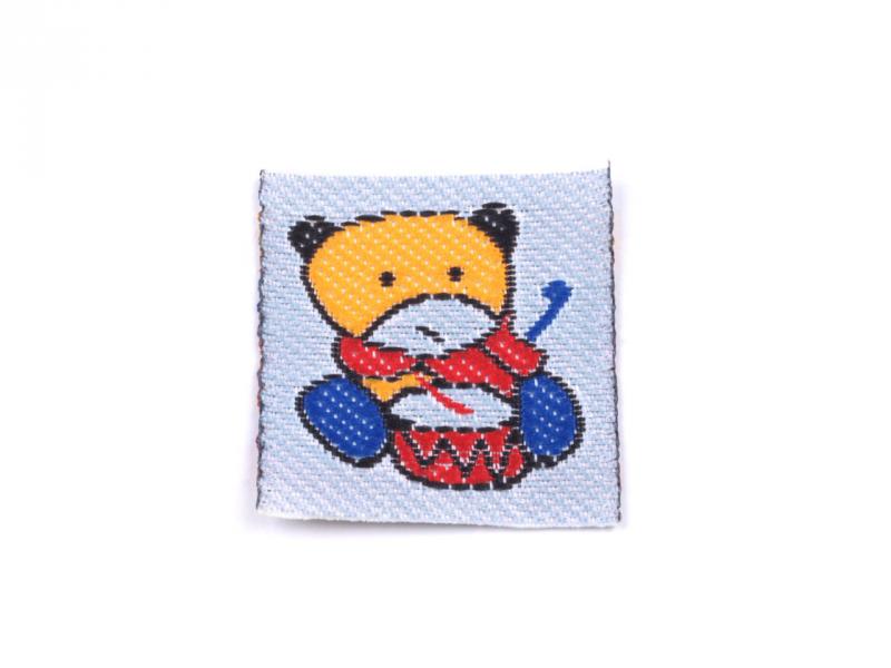 Felvarrható folt - Doboló MACI 25x25mm-es