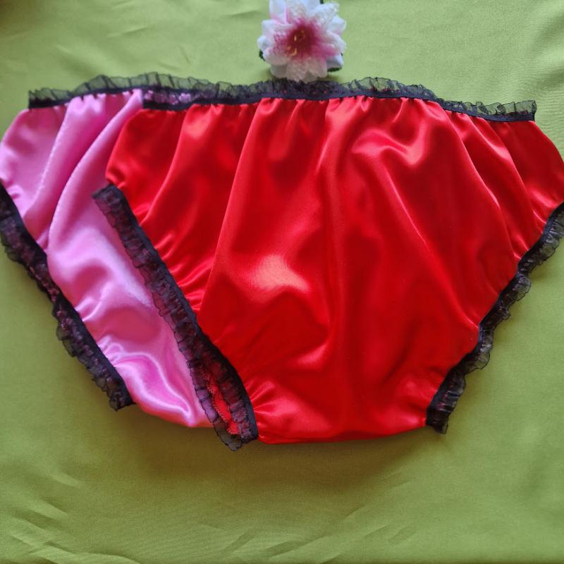 FEN126 - Férfi fehérnemű - Hagyományos fazonú szatén bugyi - több színben, méretbenben