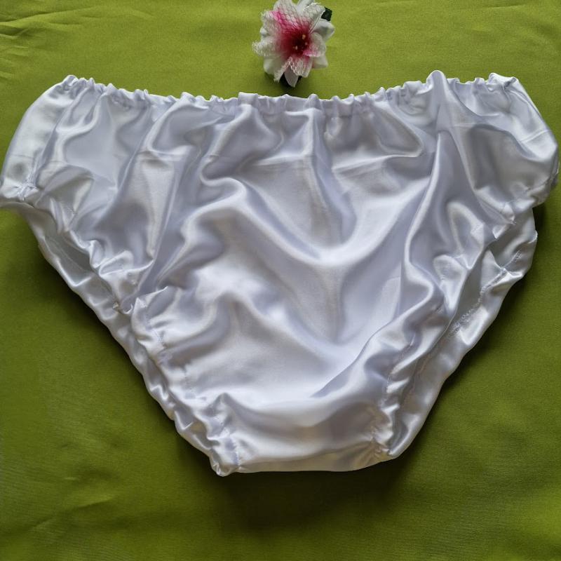 FEN158 - Fecske tipusú FÉRFI szatén bugyi, alsónadrág - választható szín