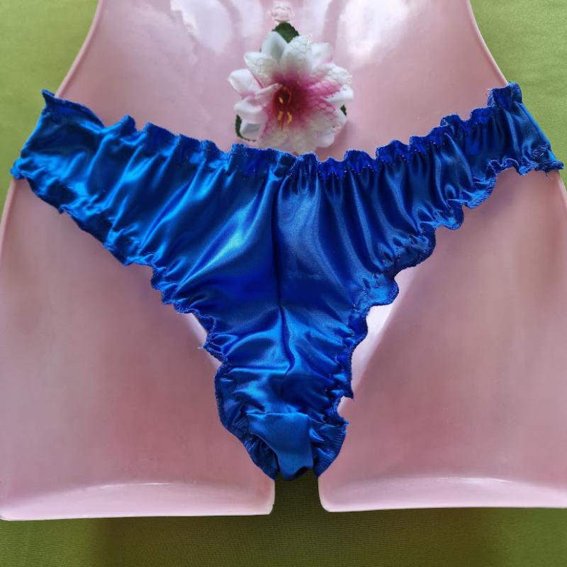 FEN62 - Brazil féltanga szatén bugyi 2XS-3XL/32-54