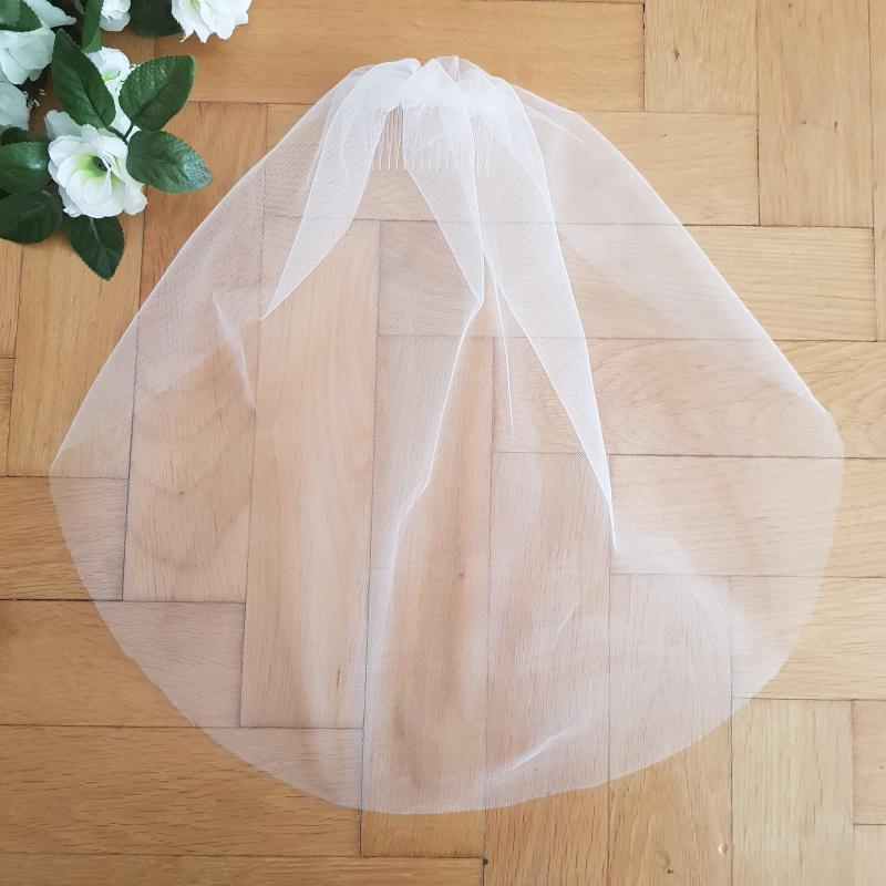 FTY05 - 1 rétegű, szegetlen, Ekrü MINI menyasszonyi fátyol 30x50cm