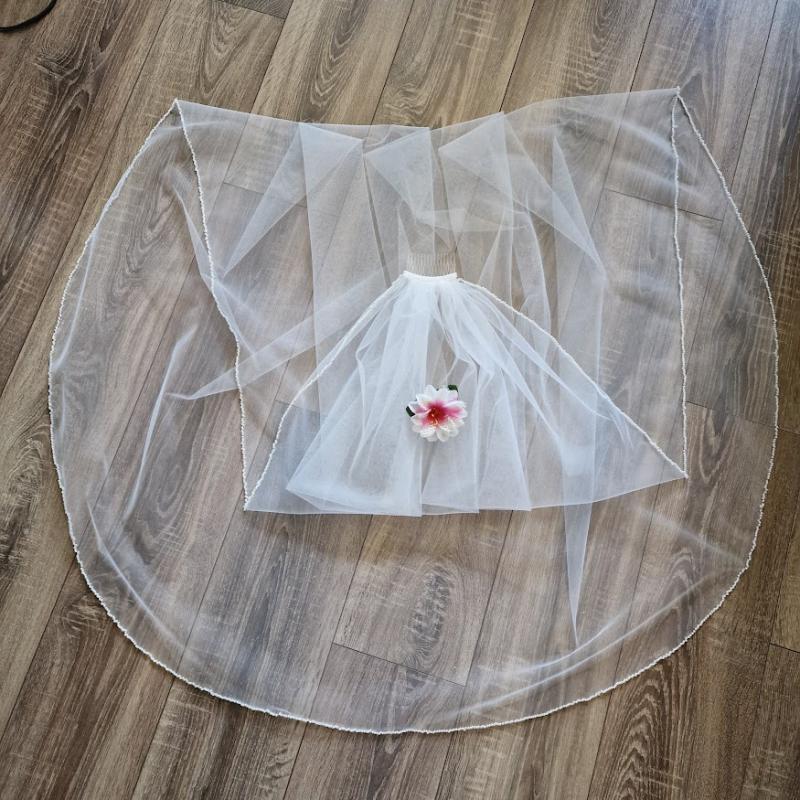 FTY136 - 1 rétegű, GYÖNGYÖS szélű ekrü menyasszonyi fátyol 200x150cm