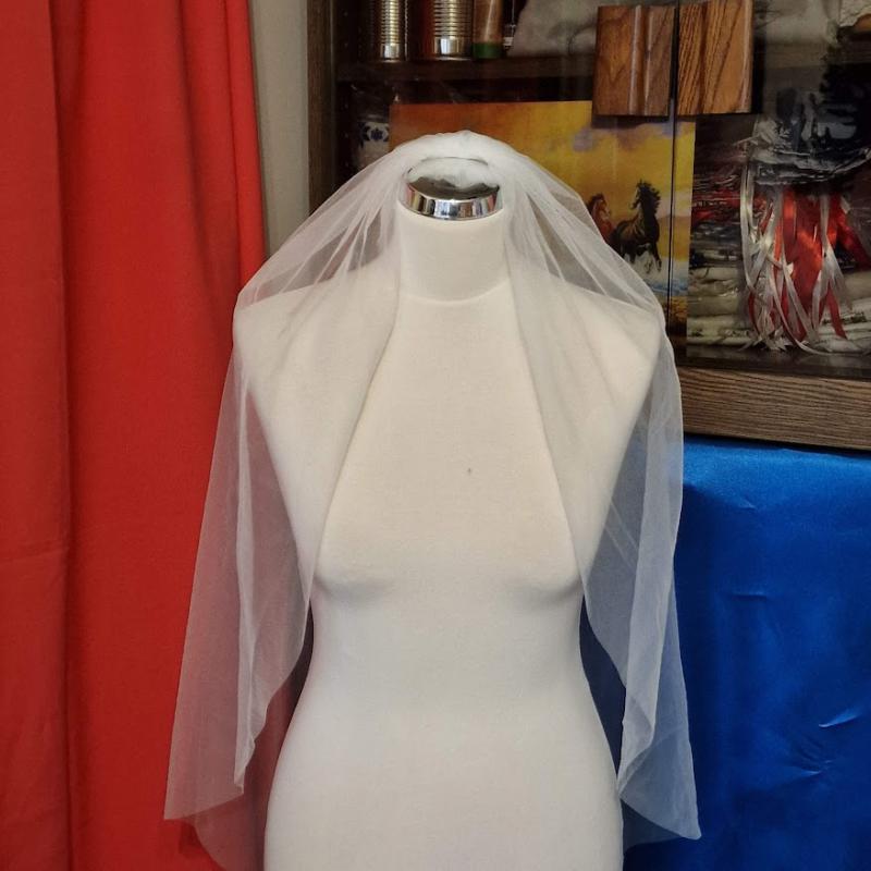 FTY147 - 1 rétegű, szegetlen, Ekrü menyasszonyi fátyol 78x120cm