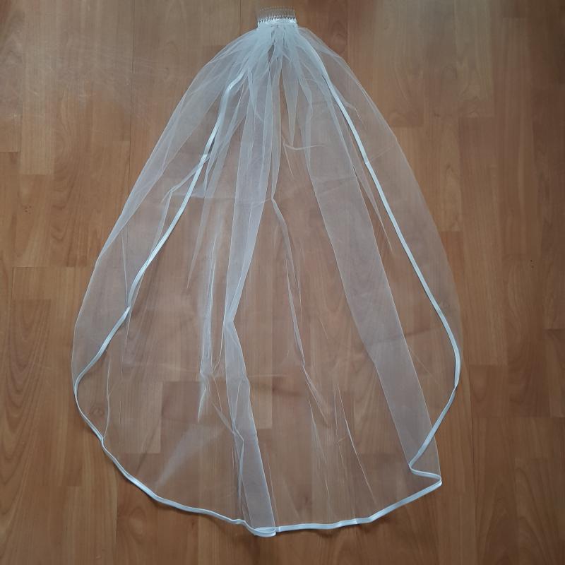 FTY38 - 1 rétegű, szatén szélű, Ekrü menyasszonyi fátyol 80x100cm