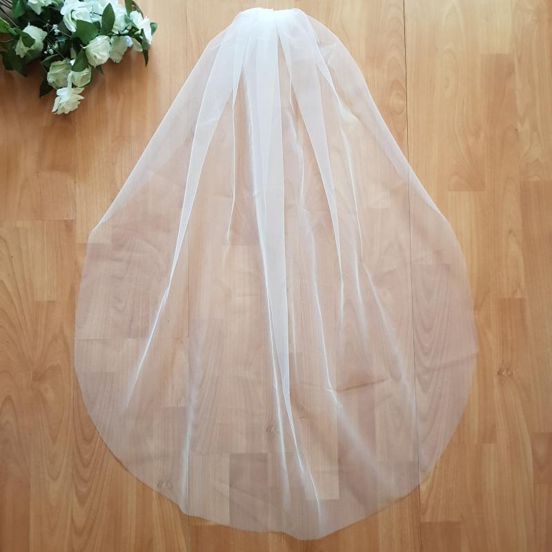 FTY45 - 1 rétegű, szegetlen, Ekrü menyasszonyi fátyol 100x100cm