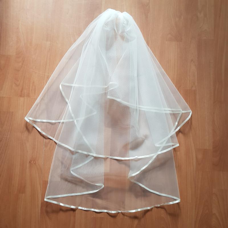 FTY86 - 2 rétegű, szatén szélű Ekrü menyasszonyi fátyol 60/80x150cm