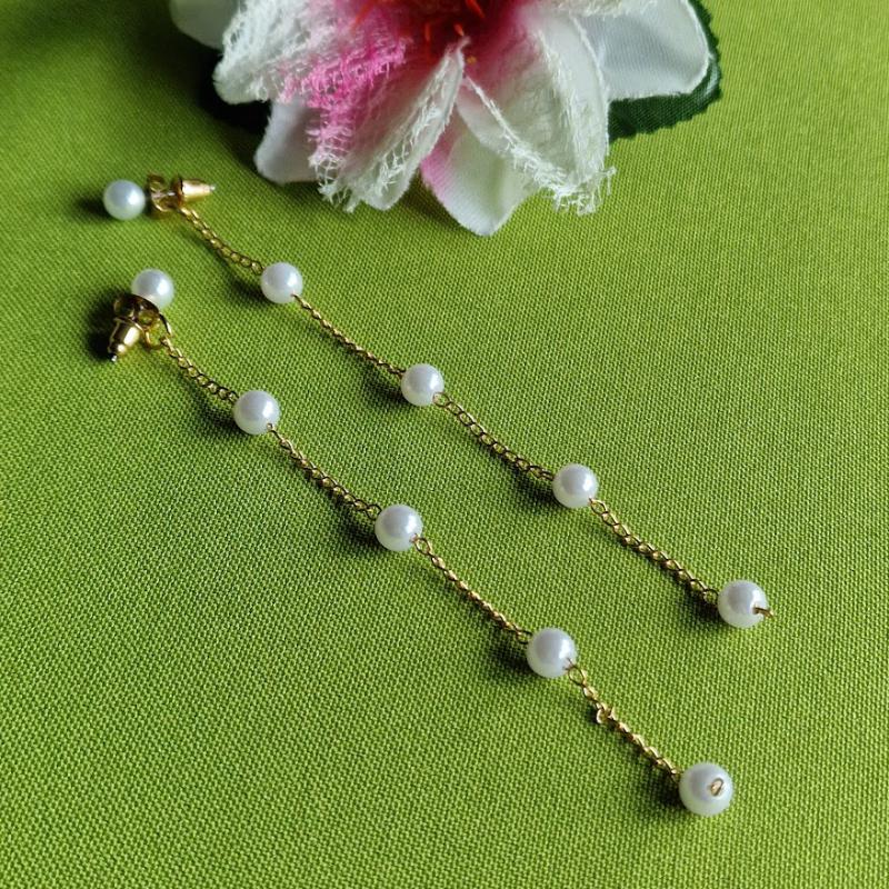 FÜL157 - Arany színű láncos gyöngyös beszúrós fülbevaló