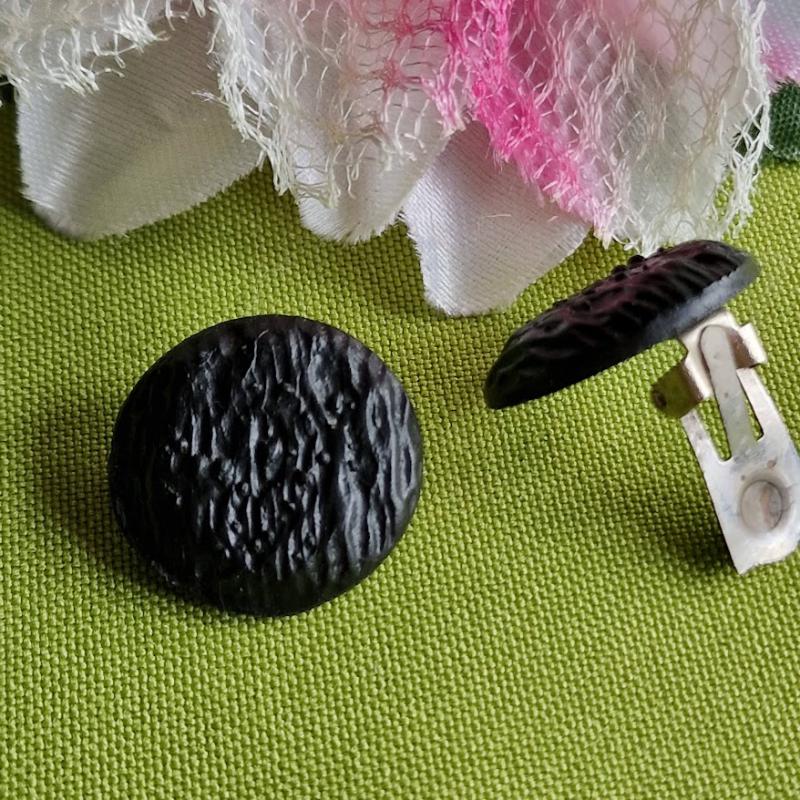 FÜL166 - Fekete klipszes fülbevaló