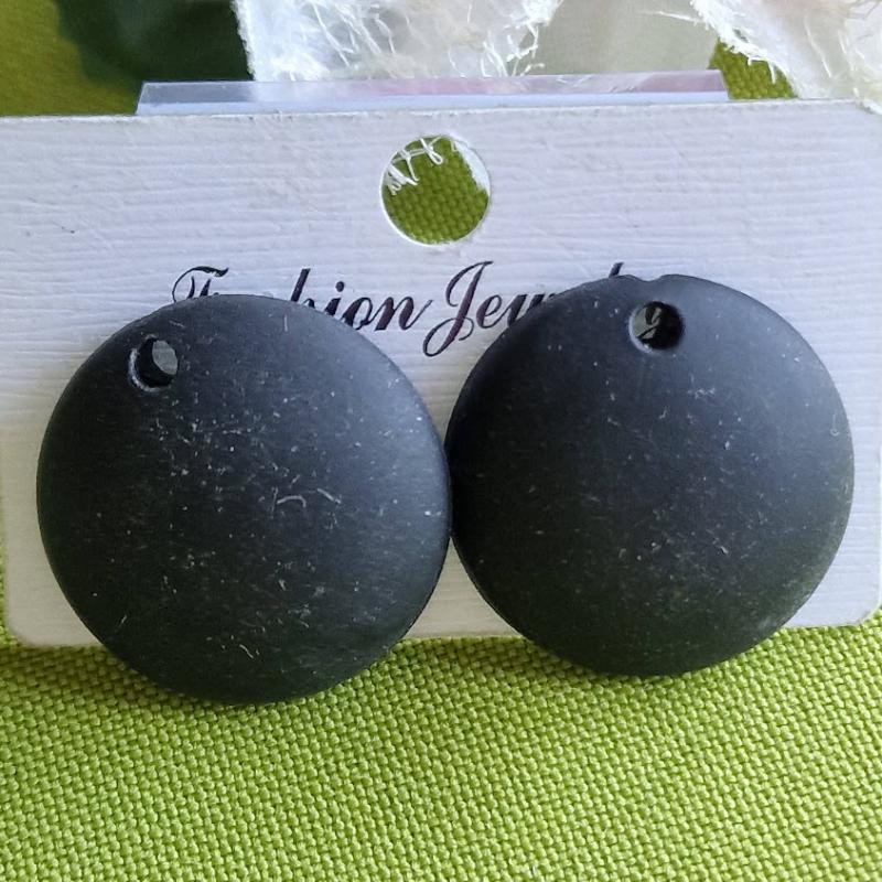 FÜL60 - Fekete beszúrós fülbevaló ajándék rögzítővel