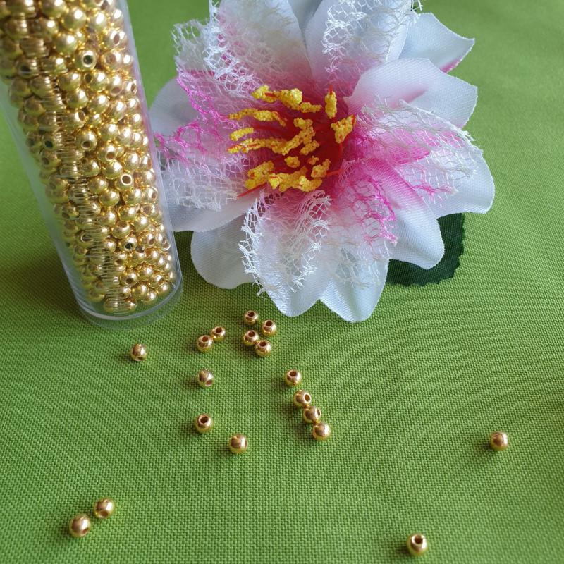 GYÖ12 - Műanyag gyöngyök tégelyben - arany