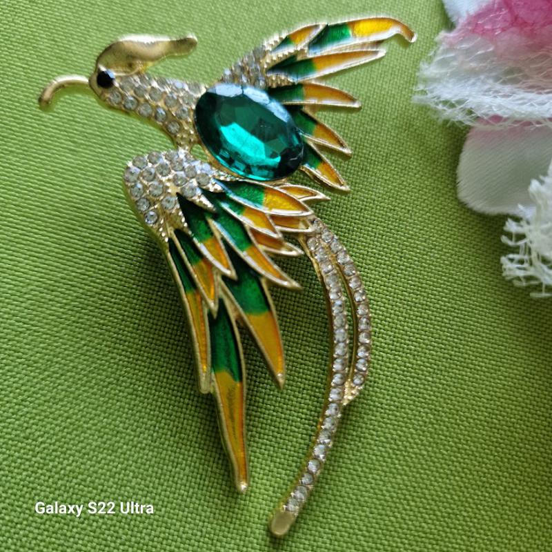 Kitűző, bross BRO253B - Strasszköves tűzzománcos ZÖLD FŐNIX  60x60mm