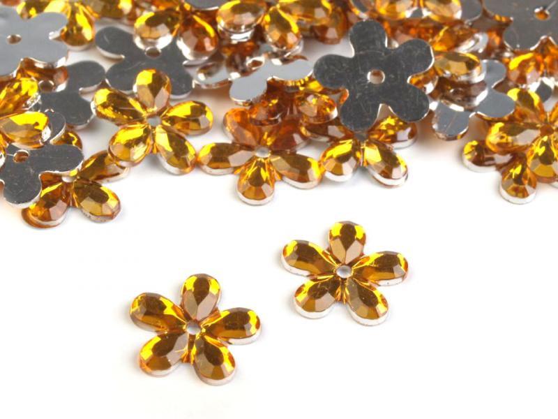 MAD25 - Arany színű műanyag virág gyöngy Ø11mm