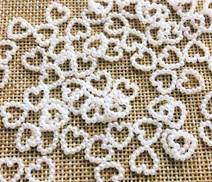 MAD46 - Gyöngyház színű szív forma gyöngyökből 10x10mm